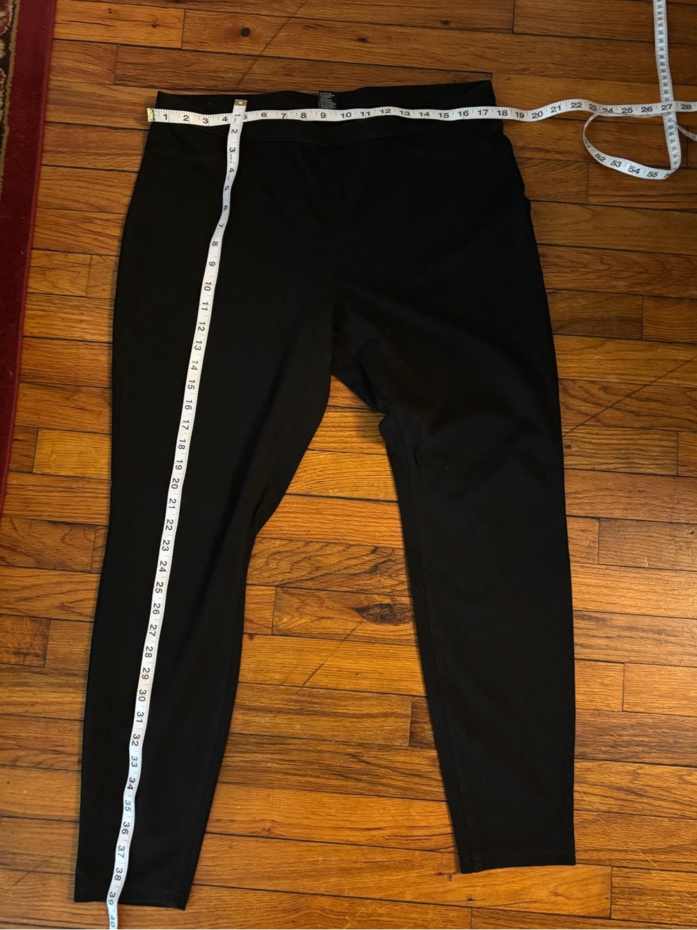 HUE Black Women's Pull-On Jeggings